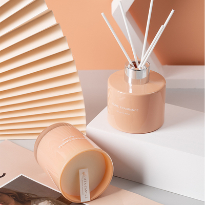 AROMA HOME Olejek zapachowy Wyjątkowy dyfuzor trzcinowy Zestaw upominkowy świec zapachowych