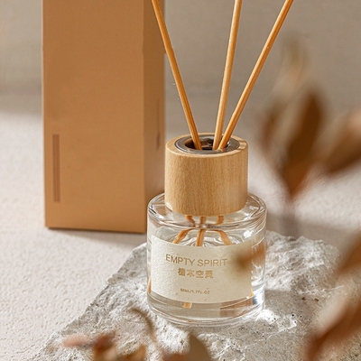 W magazynie 50 ml Butelka z dyfuzorem zapachowym Odświeżacz powietrza z dyfuzorem trzcinowym do hotelu