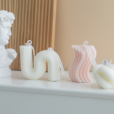 AROMA HOME Luksusowa aromaterapia różowa biała świeca zapachowa z wosku sojowego w kształcie litery S
