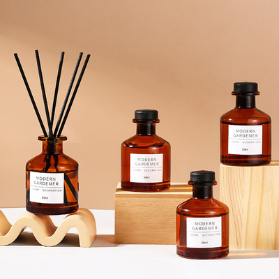 Dostosowane szklane butelki Home Decoration Hotel Scent Reed Dyfuzor 50 ml