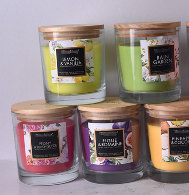Aroma Home Red Candy Glass Candle Zapachowa na zamówienie z drewnianą pokrywką