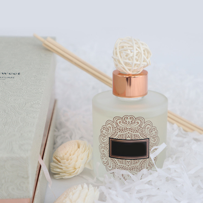 Aroma Reed Dyfuzor Luxury 126ml Okrągła Butelka Zestaw Podarunkowy Z Kwiatem Sola