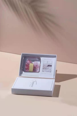 Świąteczny dyfuzor z cynamonem trzcinowym 120ml ze złotą srebrną folią