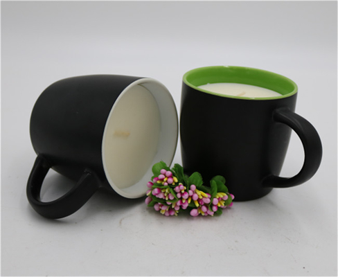 Zapachowa, matowa, czarna świeca ceramiczna Citronella Tea Cup Candle