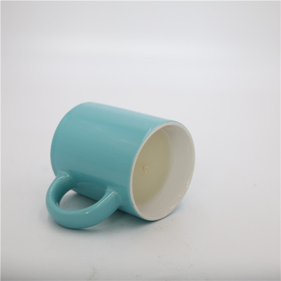 Aroma Home Shiny Blue Round Filiżanka do herbaty Zapachowa ceramiczna świeca sojowa 5.5oz